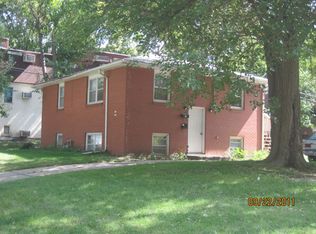 2517 W St, Lincoln, NE 68503
