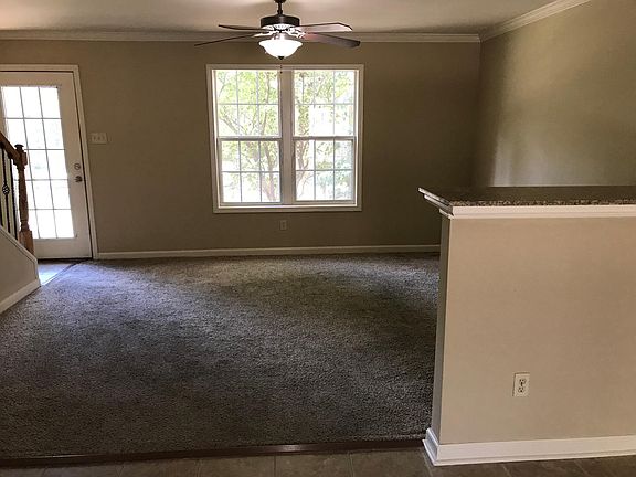 2nd image of 703 Park Ln
