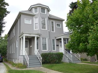 10558 S Vincennes Ave, Chicago, IL 60643