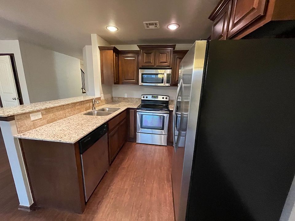 1st image of 6923 Mayberry Ln