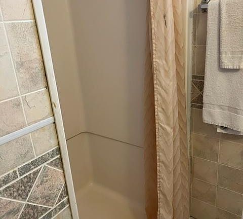 4th image of 3026 S Main St #3