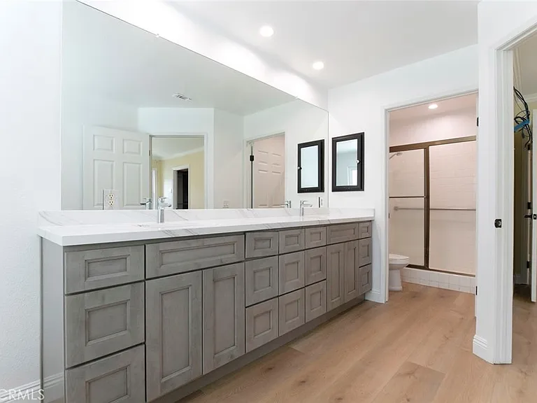 10928 Meseta Ave — Photo 21