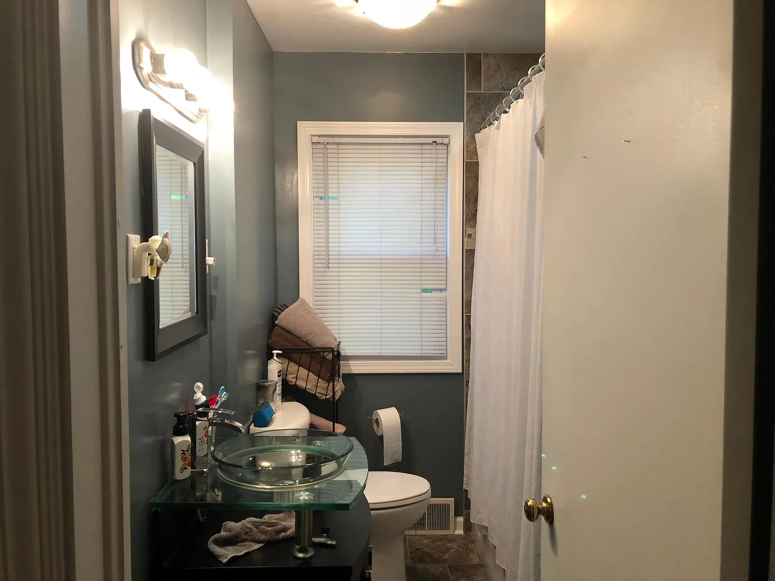 340 S Fordham Ave — Photo 3