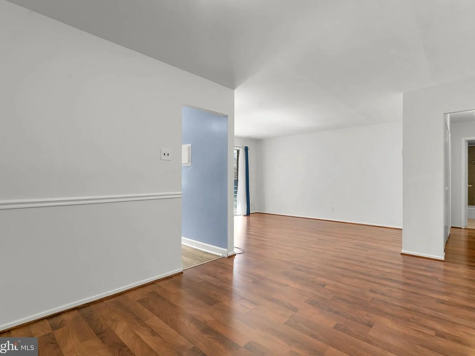 1 bed, 840 sqft, $2,190 — Photo 2