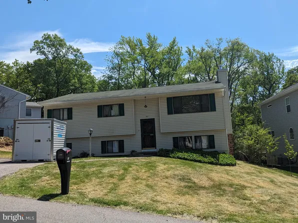 601 Overhill Dr, Edgewater, MD 21037