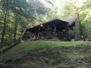 4047 Grapevine Rd, Huntington, WV 25701