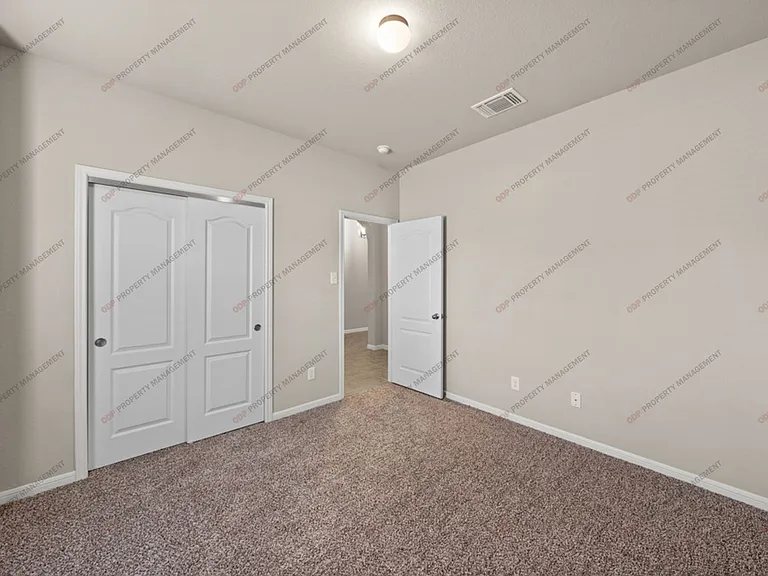 10217 Eaglefire Dr — Photo 15