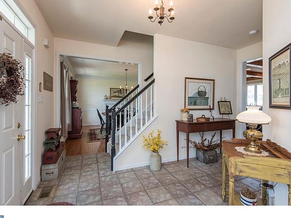3rd image of 308 Sherer Dr