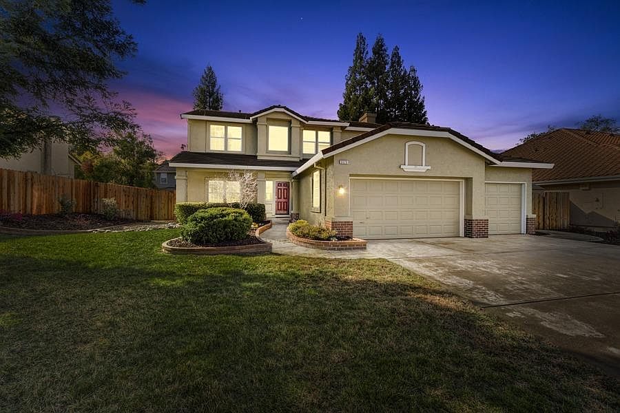 1st image of 5570 Montclair Dr