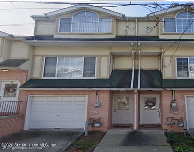 18 Cranberry Ct, Staten Island, NY, 10309