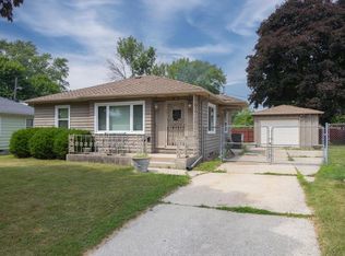 2000 Gillen St, Racine, WI 53403