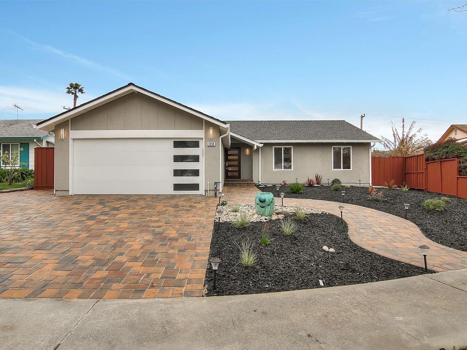 2nd image of 3354 Onslow Way