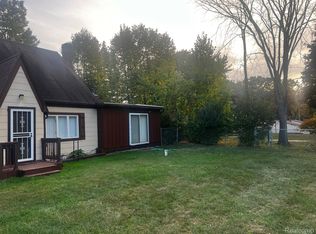 3364 E Pierson Rd, Flint, MI 48506