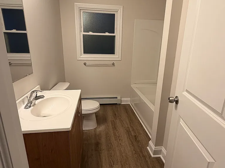8441 Transit Rd — Photo 11