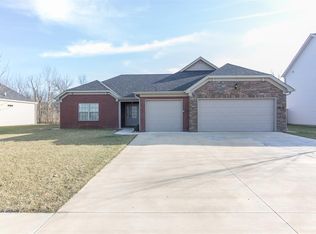 142 Shirley Blvd, Vine Grove, KY 40175