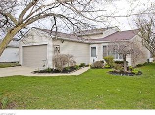 8895 Holly Ln #29, Olmsted Falls, OH