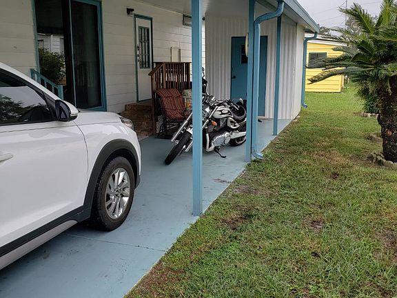 4th image of 4522 Skiff Ave