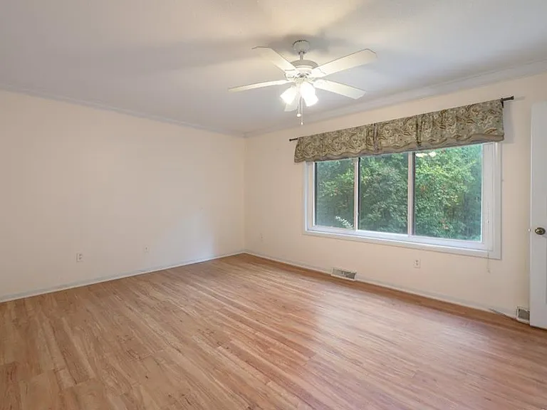 14 Currier Pl — Photo 13