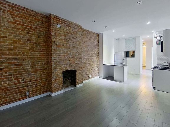 2nd image of 232 E 77th St APT 7