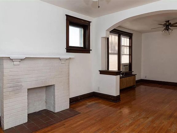 3rd image of 4975 Loughborough Ave Floor 2