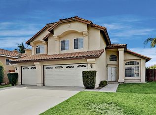7484 Club View Dr, Highland, CA 92346
