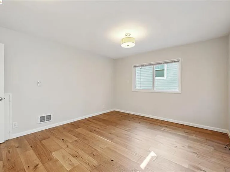 2222 Haste St — Photo 9