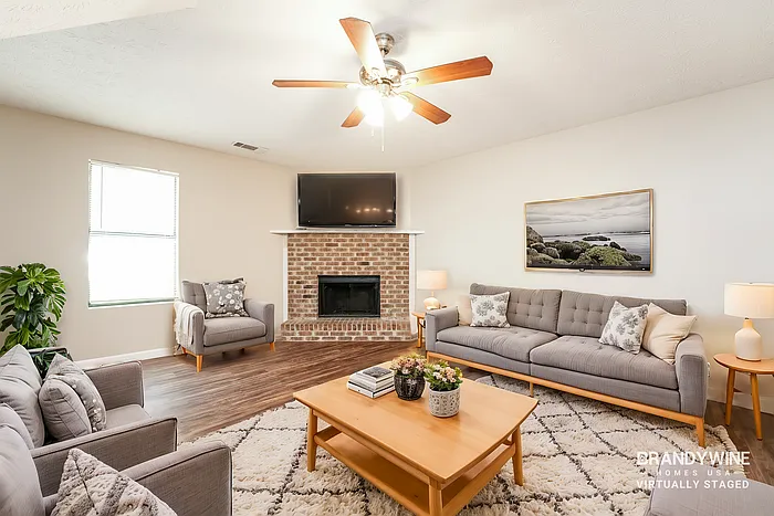 3 bed, 2.0 bath, 1630 sqft, $1,695 — Photo 3