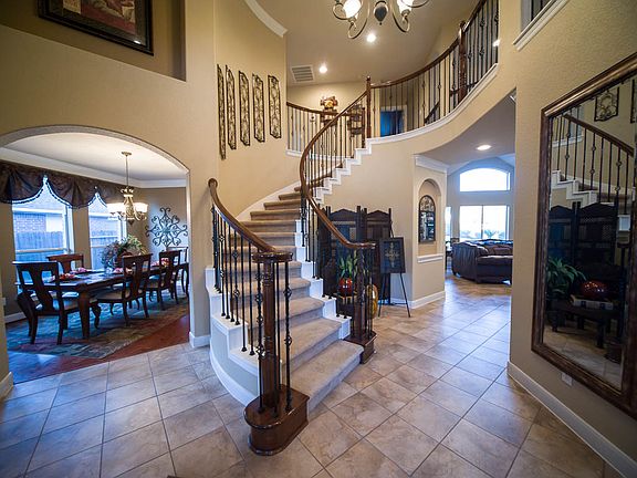 4th image of 21106 Somervell Ct