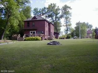 303 Lake St, Barrett, MN 56311