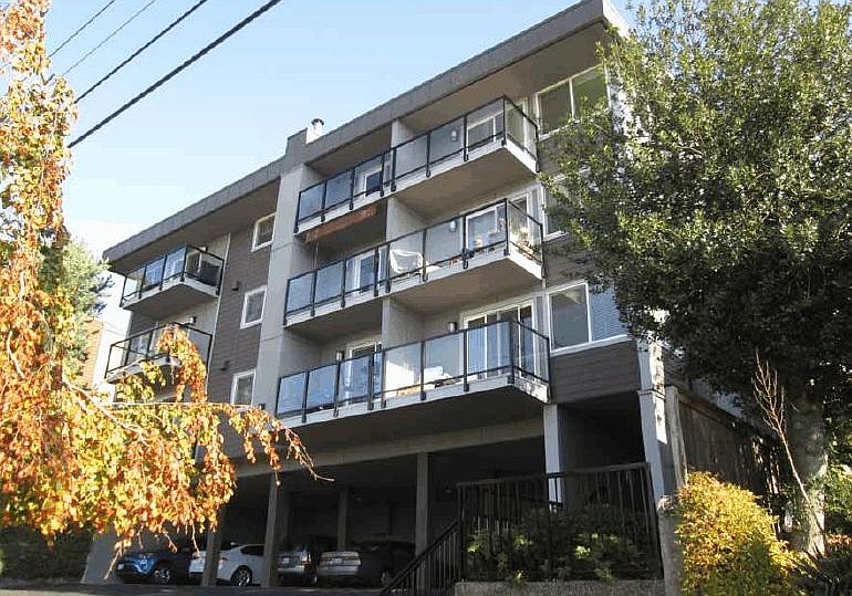 1st image of 2034 14th Ave W #W