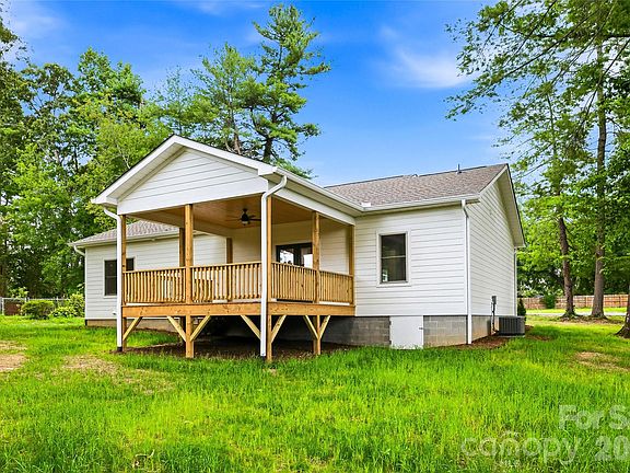 5th image of 334 Woodland Dr