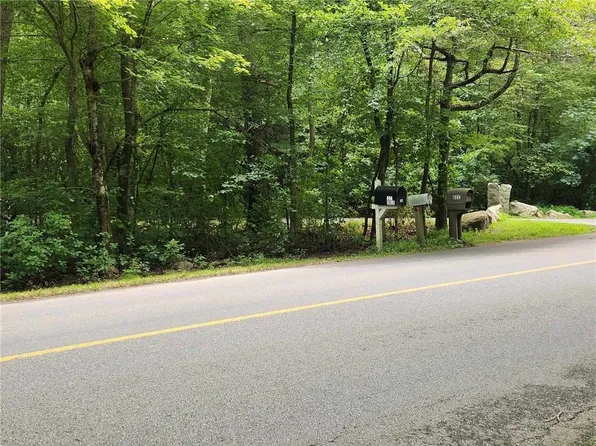 80 Long Hwy, Little Compton, RI 02837