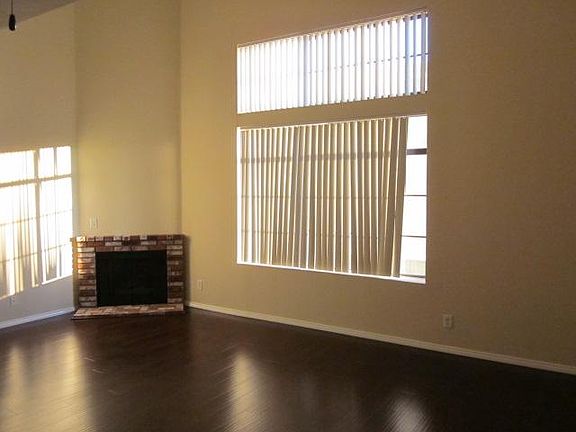 2nd image of 4343 Mammoth Ave #14