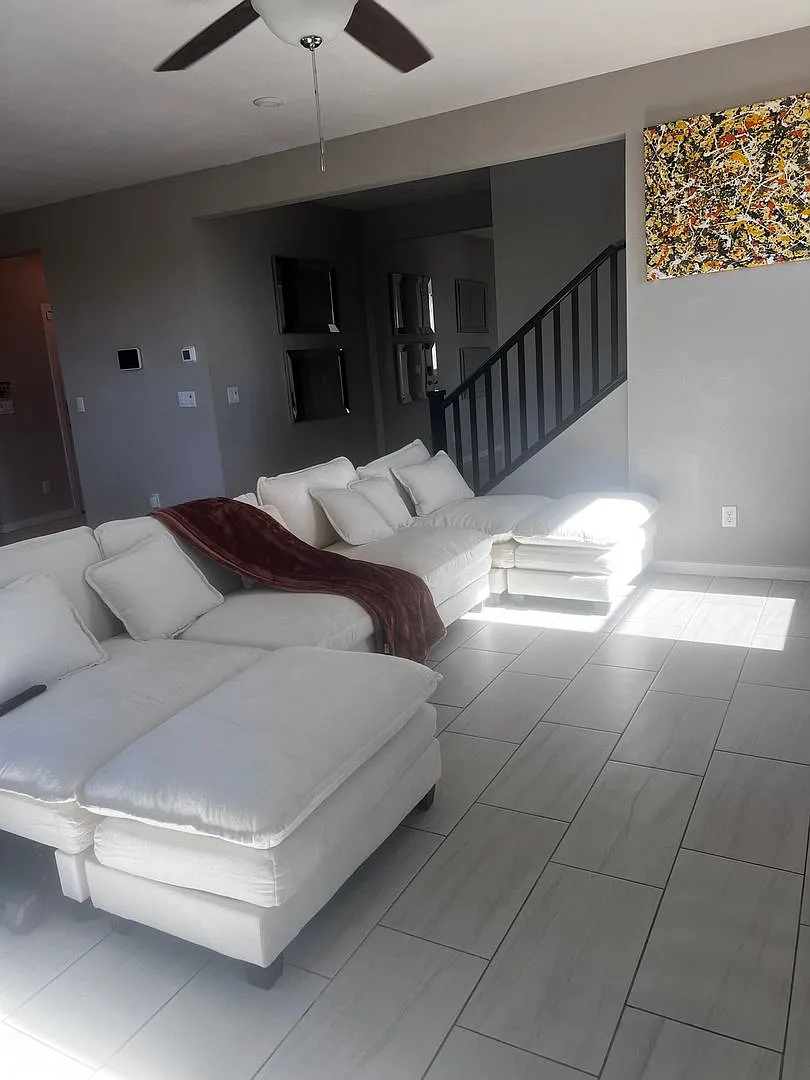 Spacious 3BR House in North Las Vegas — Photo 4