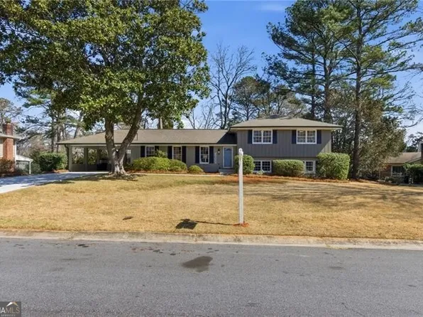 3055 Saint Helena Dr, Tucker, GA 30084