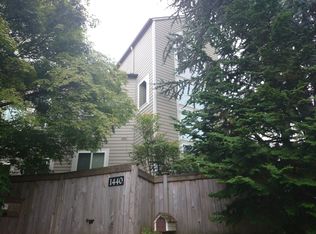 1440 Palm Ave SW, Seattle, WA 98116