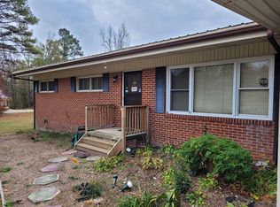 110 Tanglewood Dr, Louisburg, NC 27549