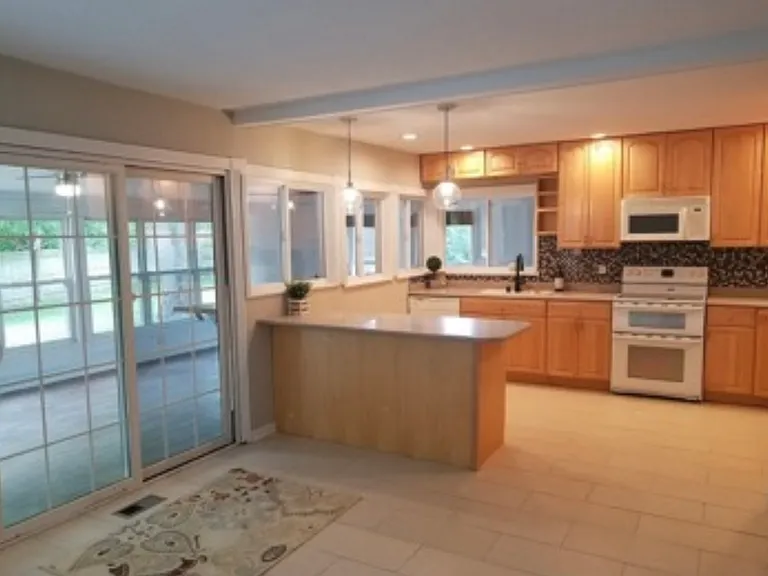 5730 Essex Ct — Photo 12