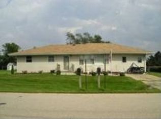 8973 S Lynn St, Rochelle, IL 61068