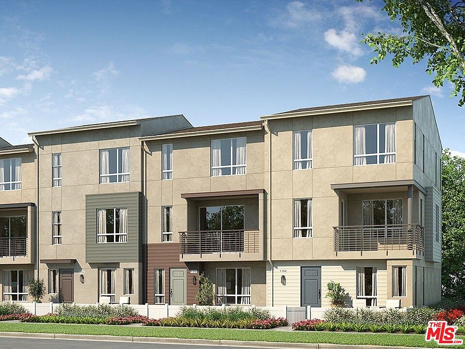 1st image of 20624 Ash St