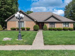 654 Highpoint Dr, Springboro, OH 45066