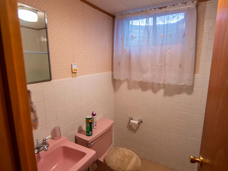 2441 W 24th Street Rd — Photo 26