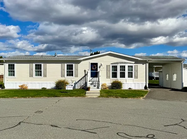 17 Jubilee Way, Chicopee, MA 01020