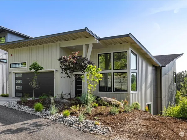 3418 Sussex Drive, Bellingham, WA 98226