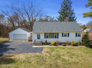 348 Winter Street Ext, Troy, NY 12180