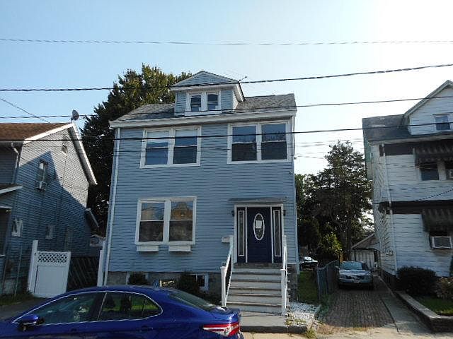 1st image of 112 Cleremont Ave Floor 2
