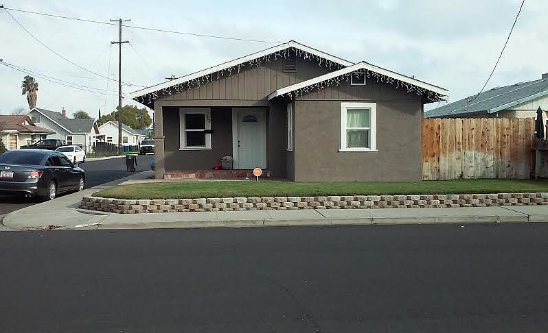 1st image of 502 S Veach Ave