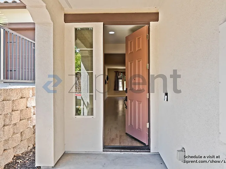7 Rogers Ln — Photo 2