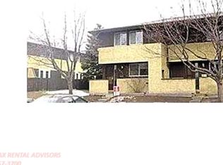 1644 37th St NW, Edmonton, AB T6L2R7