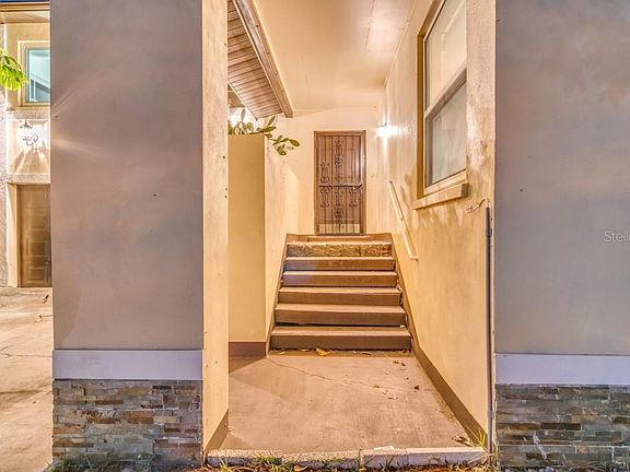 4th image of 123 Rotonda Cir